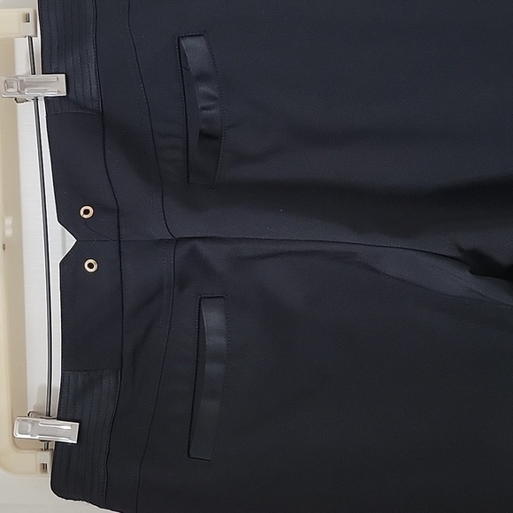 Cache Size 8 Black Dress Pants / Trousers. Excellent Used Condition - Picture 4 of 16